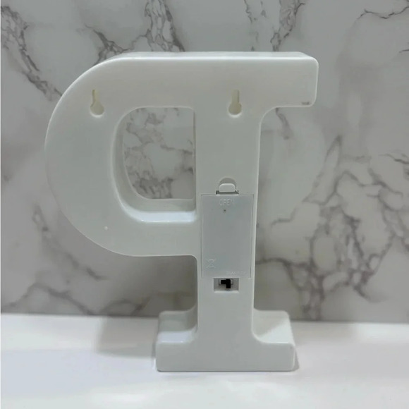 Light Up Marquee Style Letter P White Silver Glitter Glam Decoration - Picture 2 of 6